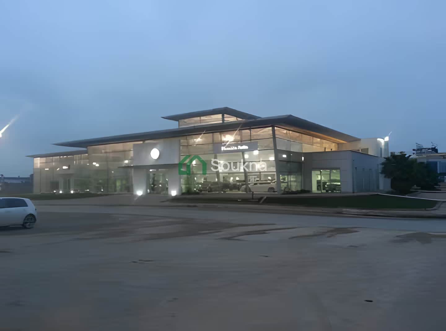 Location Hangar Oran Es Senia - Photo 1