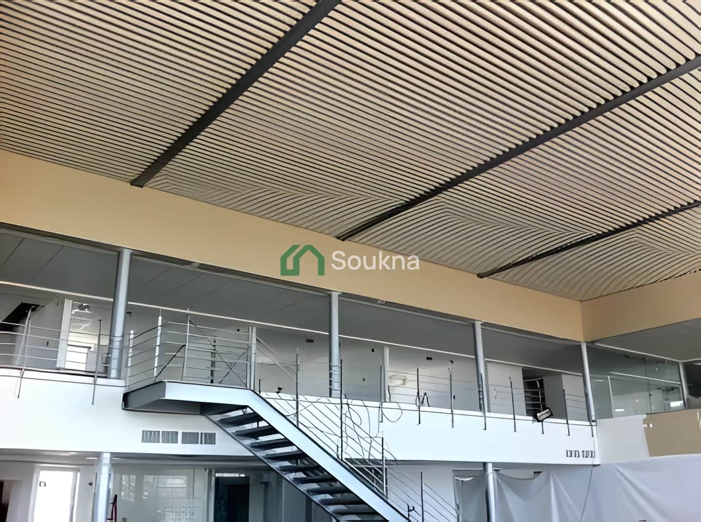 Location Hangar Oran Es Senia - Photo 2