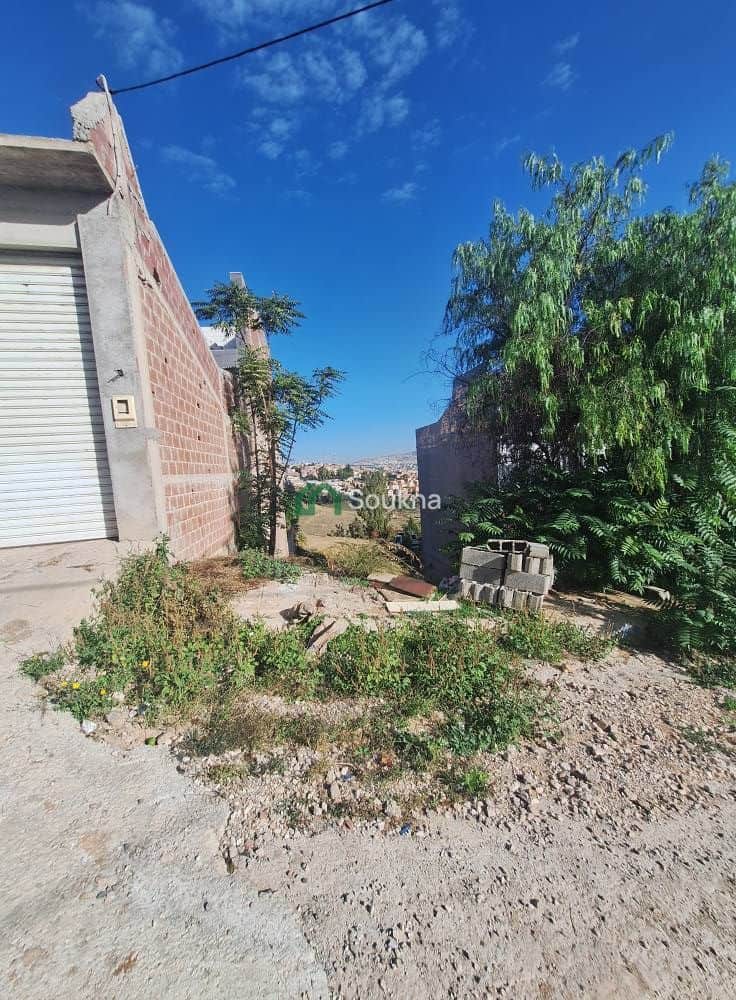 Terrain constructible à vendre - Photo 1