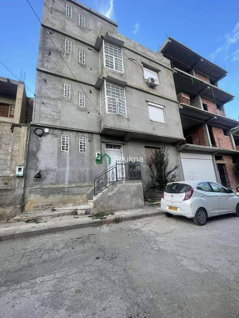 Maison individuelle R+2 a vendre - Photo 1