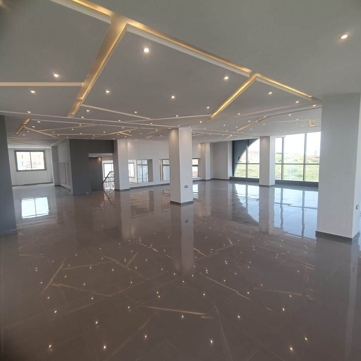 Showroom à louer – Mahelma - Photo 2