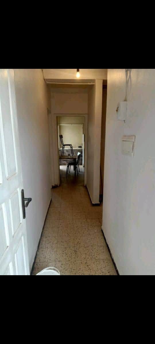 Appartement F3 à vendre – 1er étage, centre-ville El Kala - Photo 3