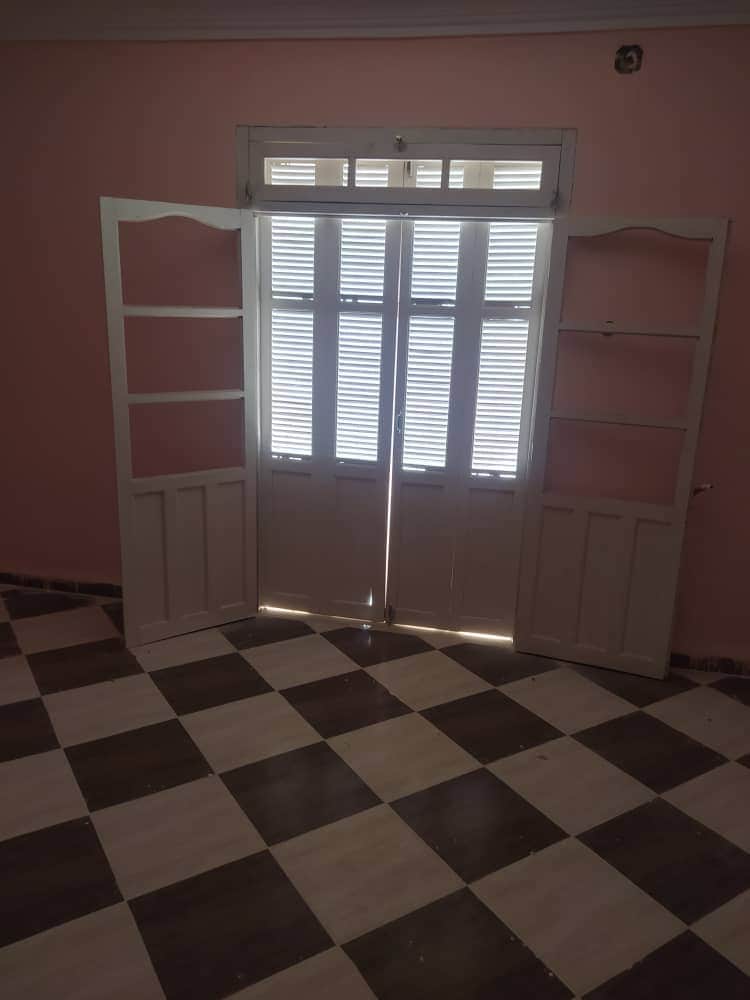 Appartement F3 à vendre – Centre-ville de Bechloul, Bouira - Photo 3