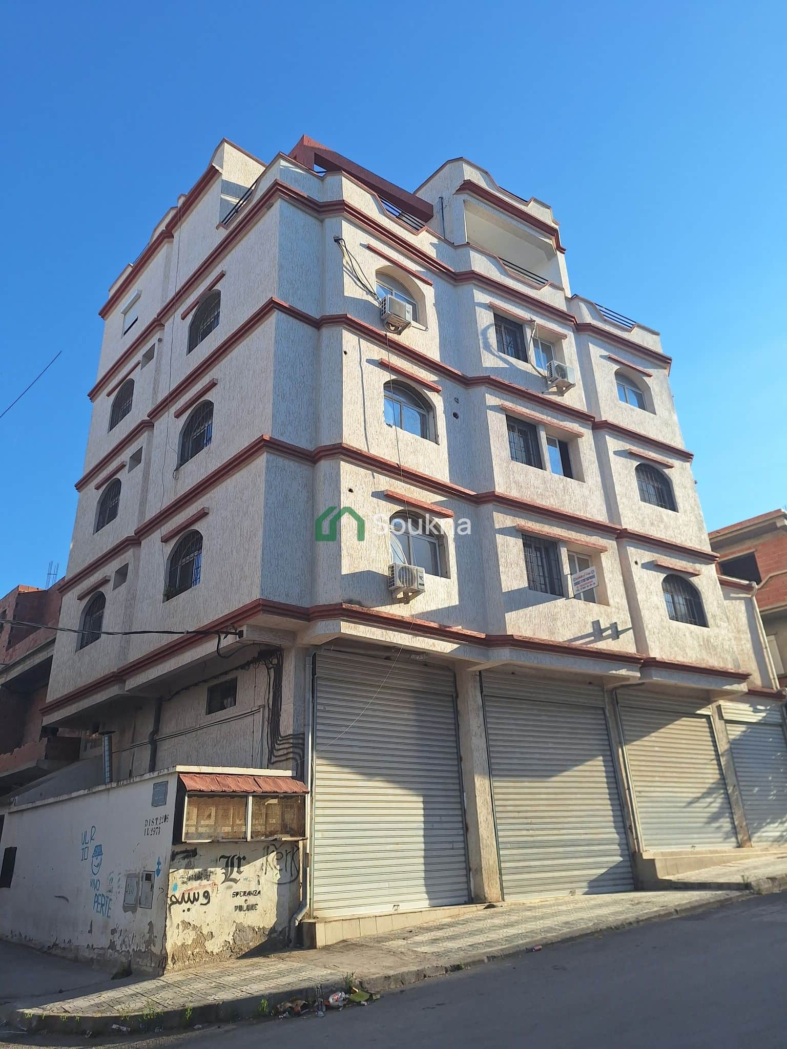 À VENDRE – Villa commerciale - Photo 1