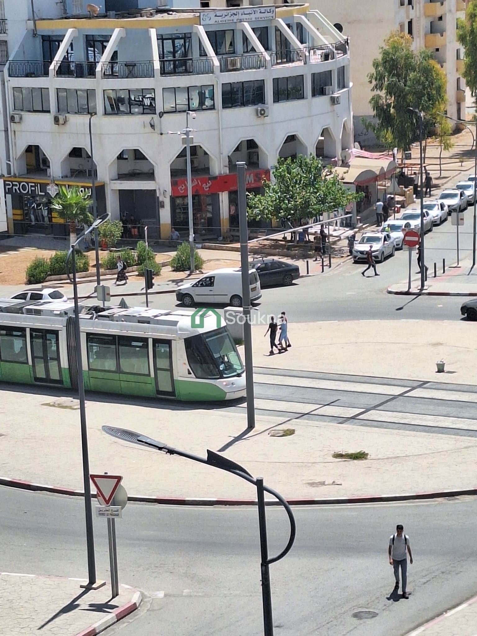 Appartement À LOUER  - Photo 3