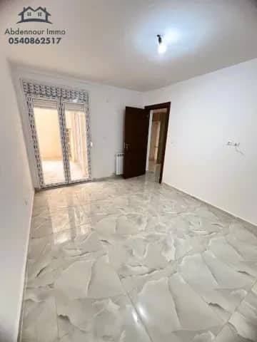 Vente Appartement F4 Oran Ain el turck - Photo 4