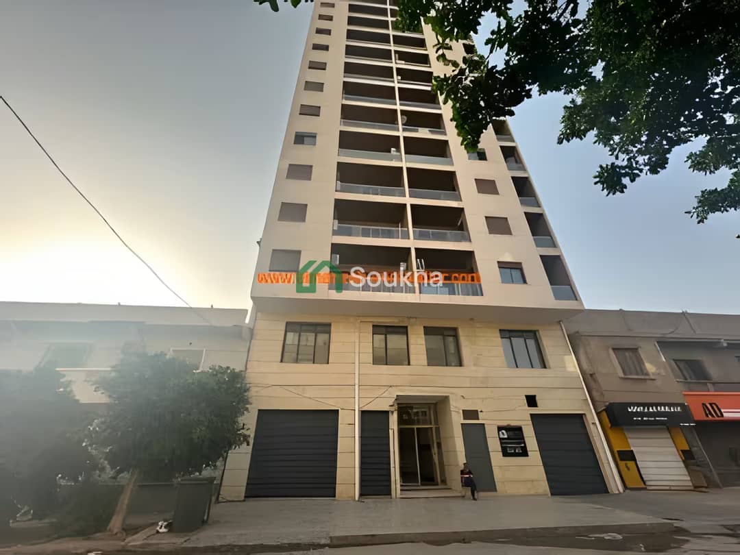 Location Vacances Appartement F3 Oran Bir El Djir - Photo 1