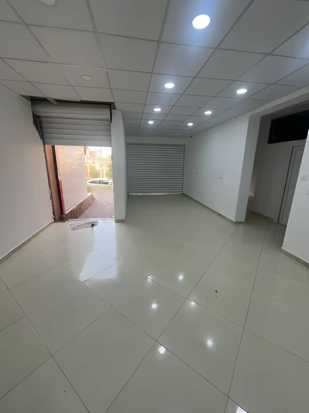 Location Local Alger Mahelma - Photo 2