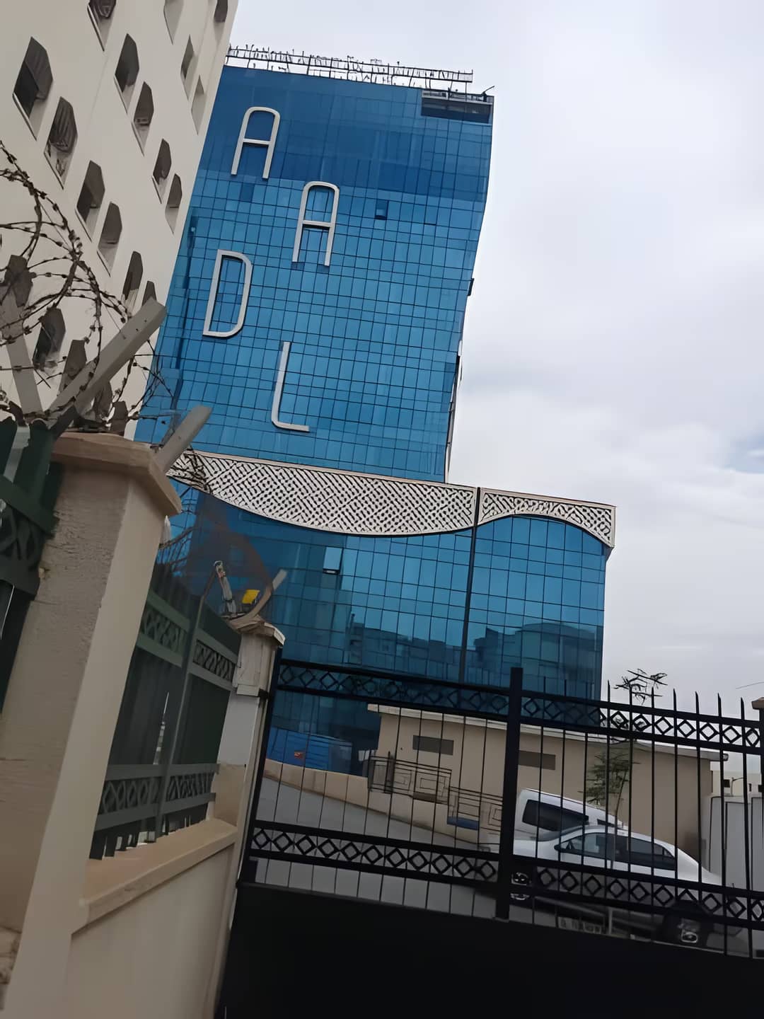 Location Immeuble Alger Said Hamdine - Photo 4