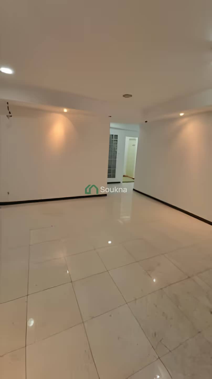 Vente Appartement F5 Oran Oran-3