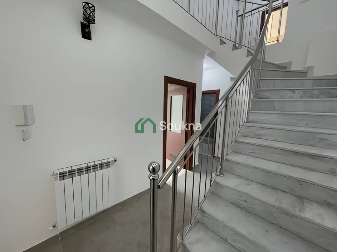 كراء شقة دوبلكس 5 غرف الجزائر المحمدية - Photo 4