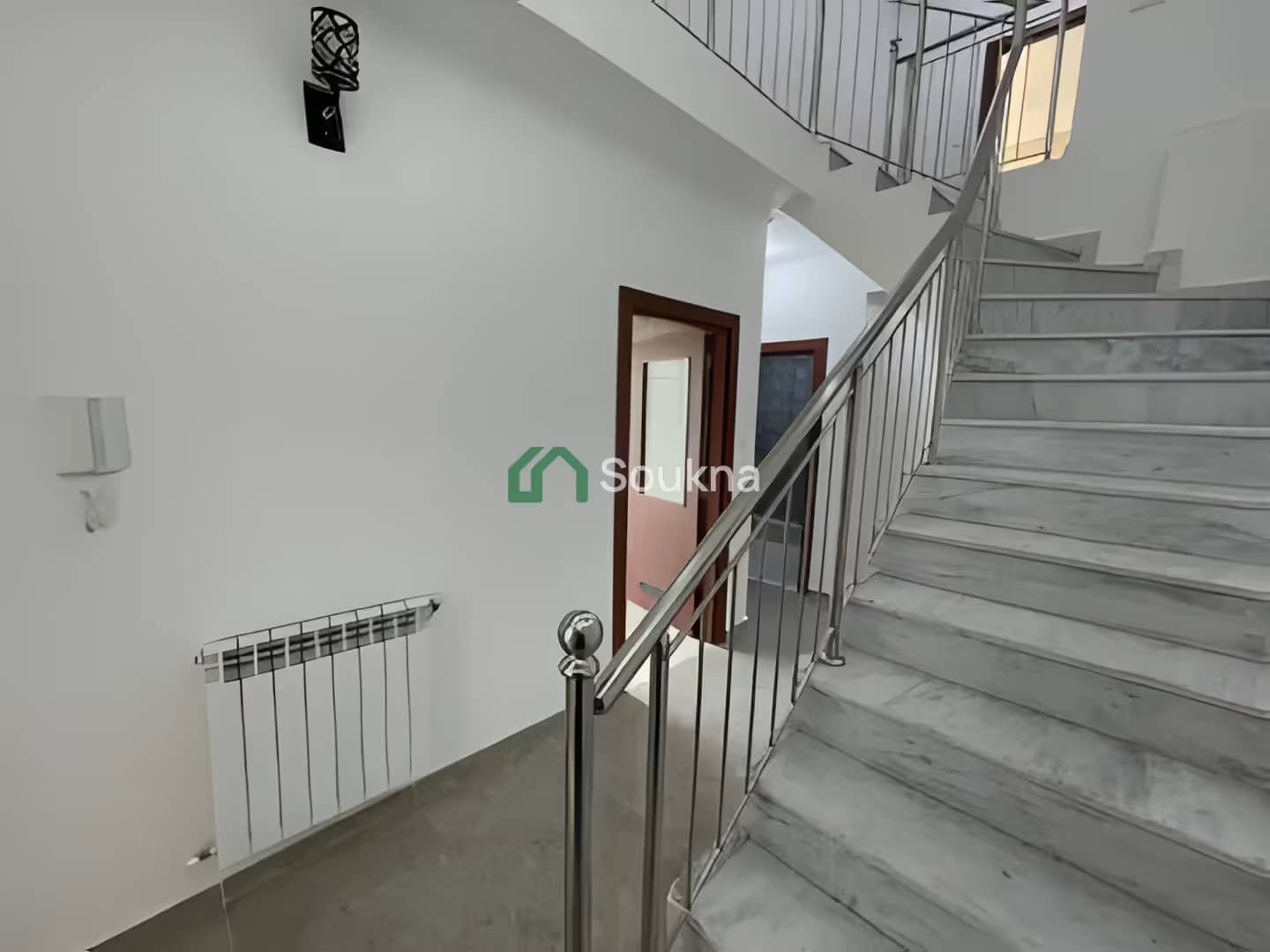 كراء شقة دوبلكس 5 غرف الجزائر المحمدية-3