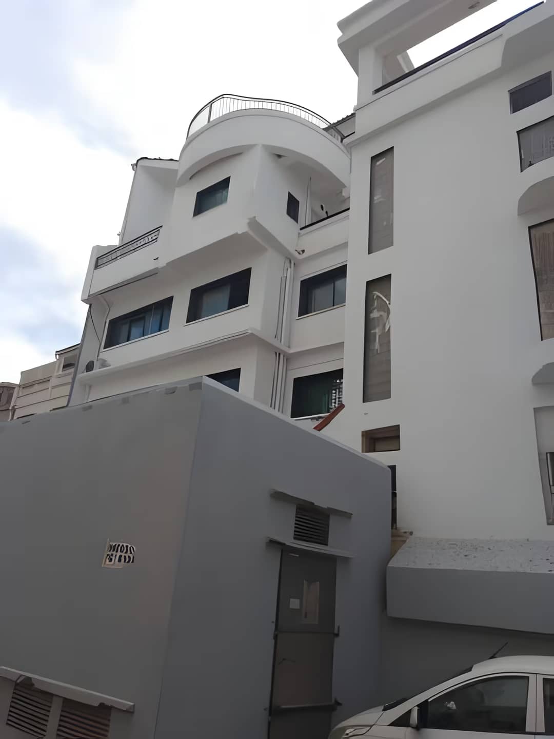Location Immeuble Alger Said Hamdine - Photo 6