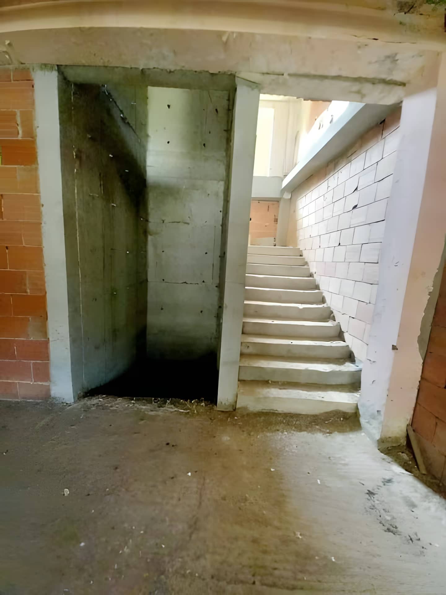 Vente Immeuble Oran Ain El Turck-1