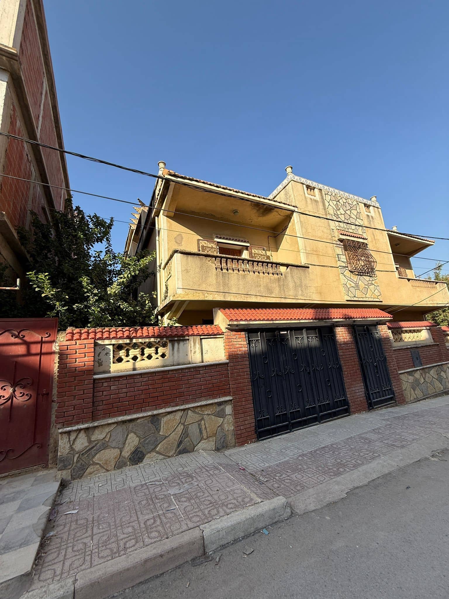 Villa R+1 à vendre – Ouled Chham (Guelma)-1