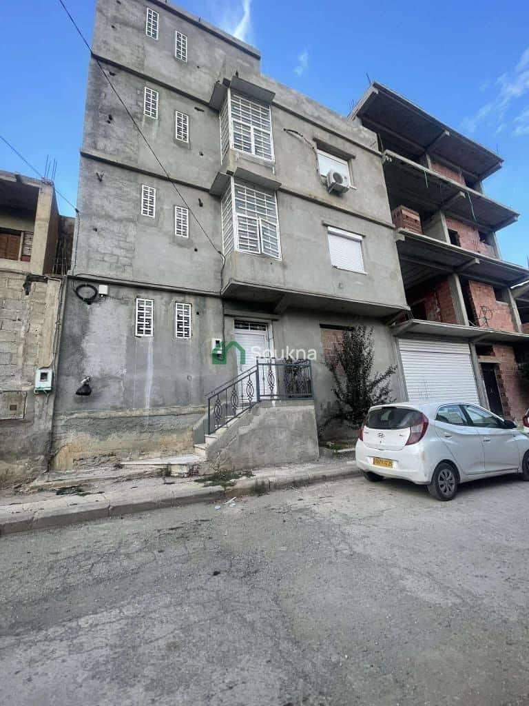 Maison individuelle R+2 a vendre - Photo 1