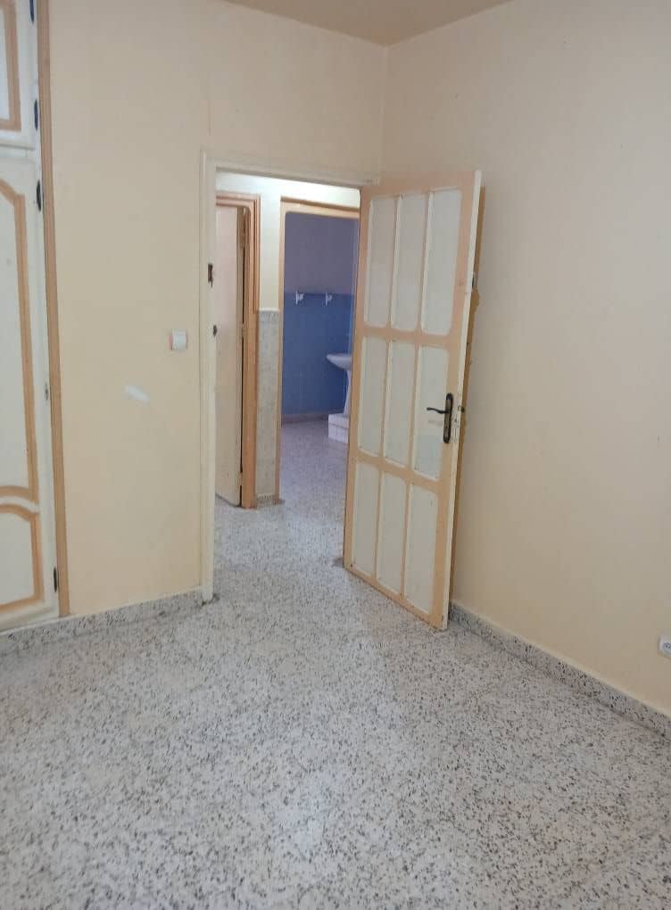 Appartement F3 à vendre – Blida (1700 Logements)-2