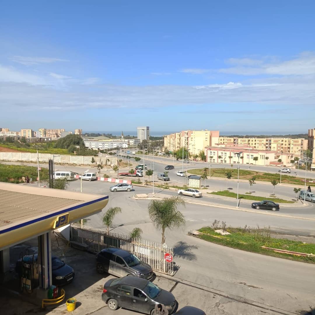 Showroom à louer – Mahelma - Photo 11