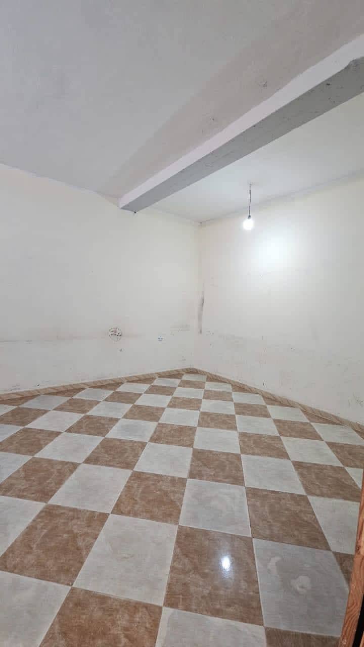 Bâtiment à vendre – Plain-pied avec 3 façades au centre d’Aïn Kerma (El Tarf) - Photo 11