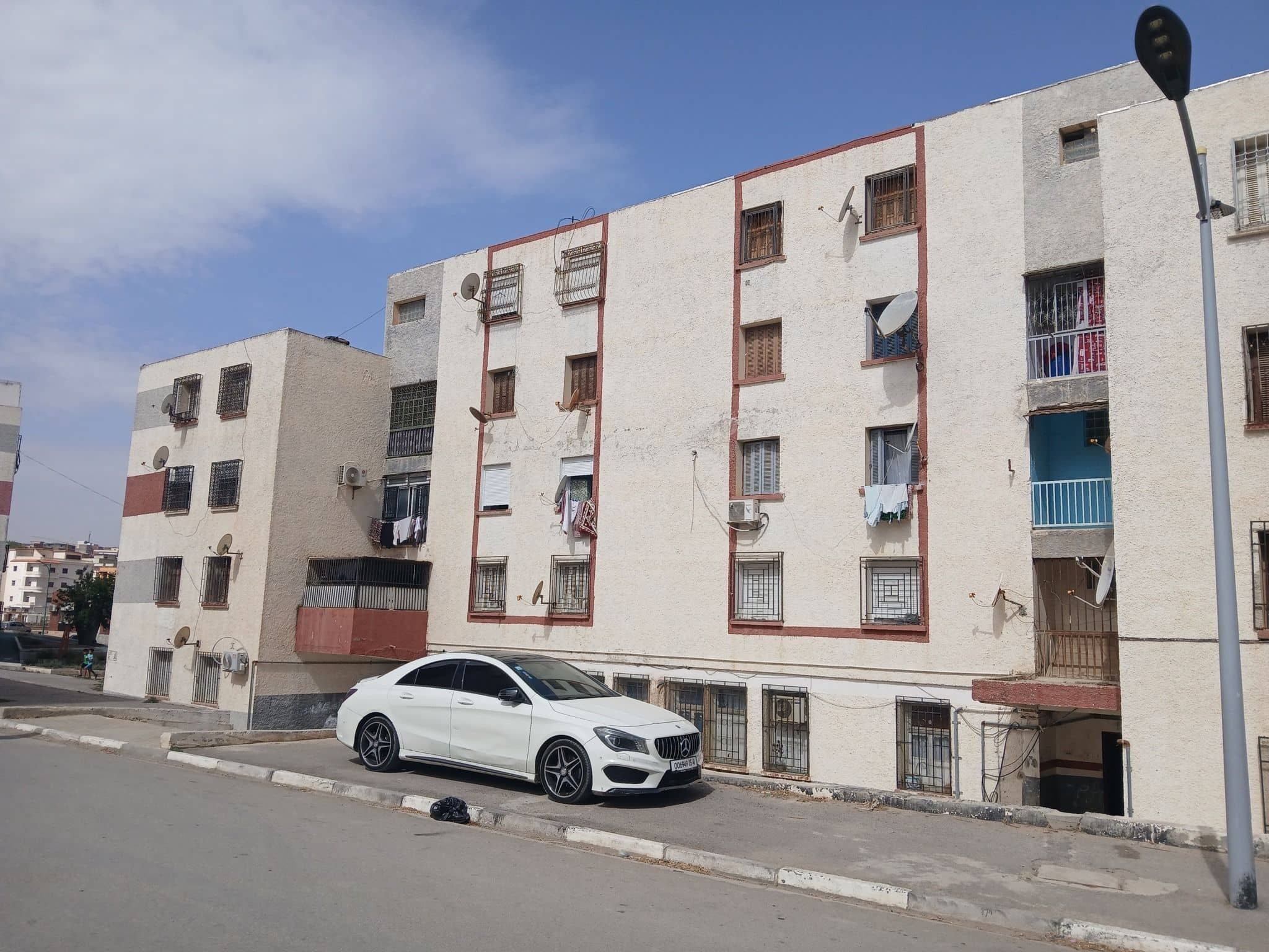 Appartement F3 haut standing à vendre – Souk Ahras (Châabani)-1