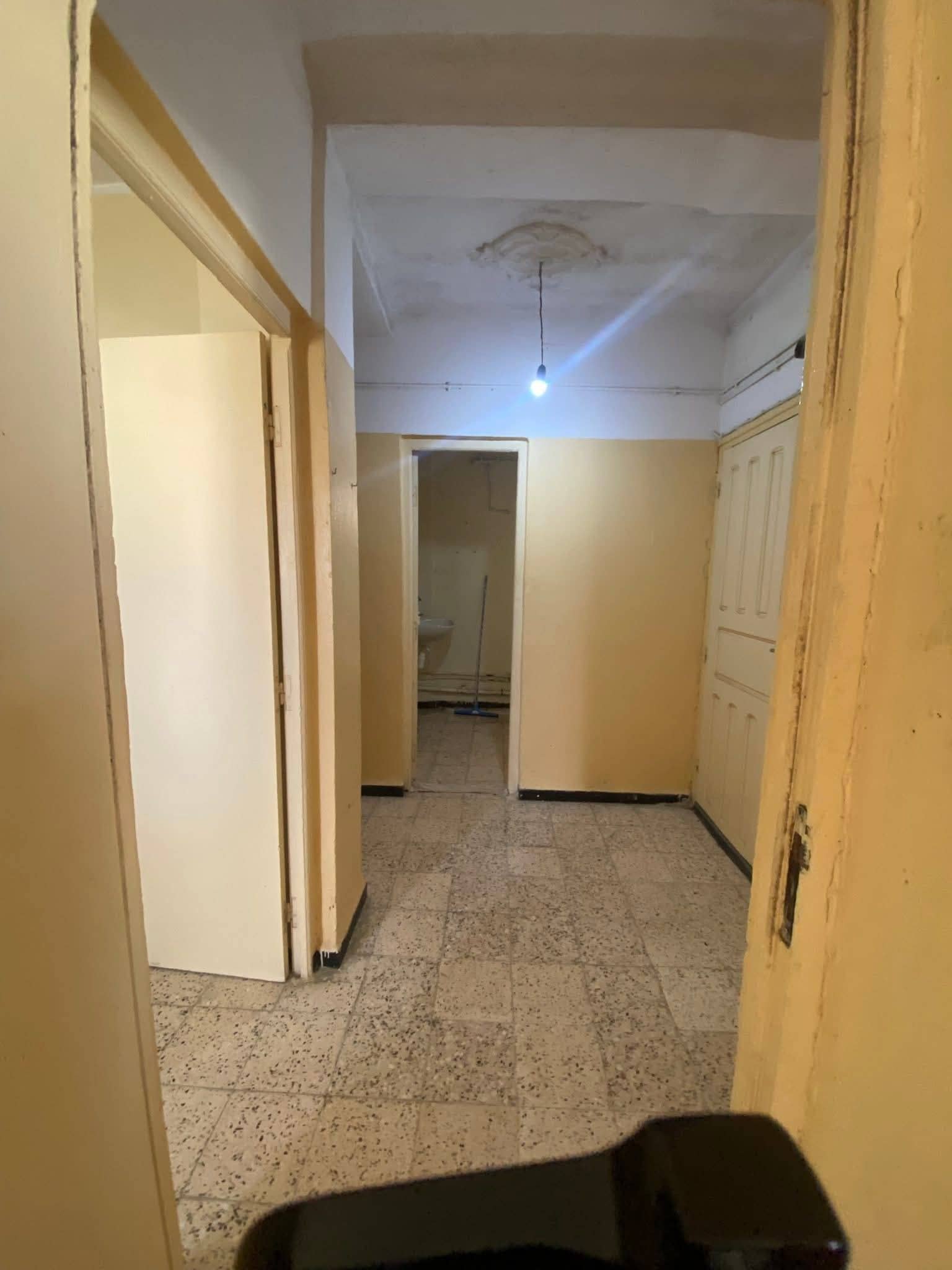 Appartement F3 à vendre – 4ᵉ étage, centre-ville El Tarf-1