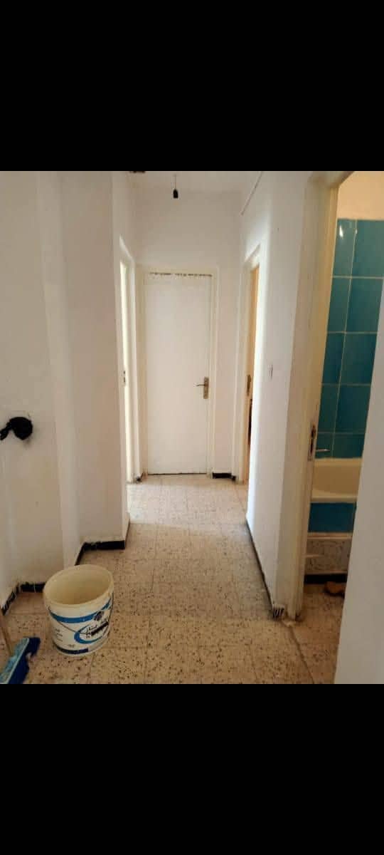 Appartement F3 à vendre – 1er étage, centre-ville El Kala-1