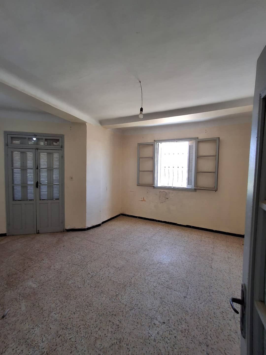 Appartement à vendre – Quartier résidentiel de Bouira - Photo 6