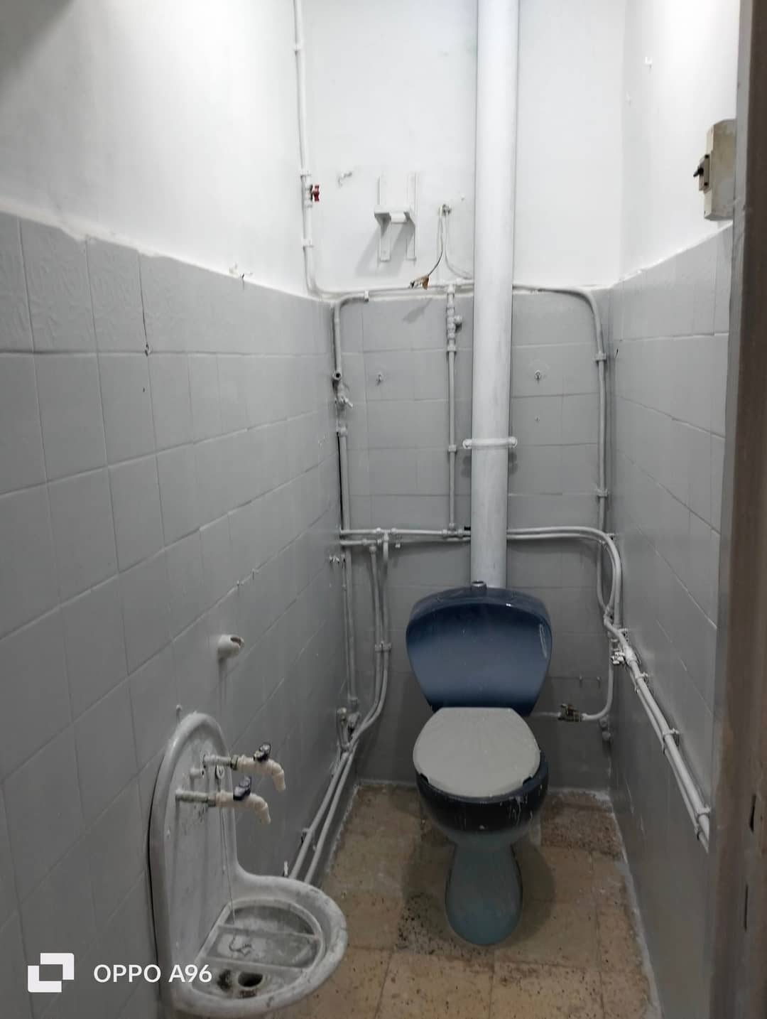 Appartement F3 + Cour à Louer – Cité Mahal (La Brémaire) - Photo 3