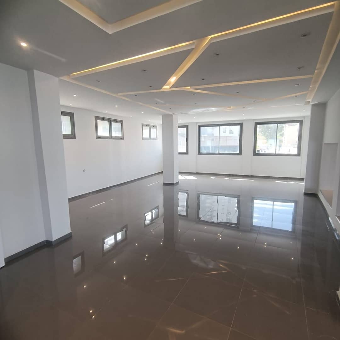 Showroom à louer – Mahelma - Photo 4