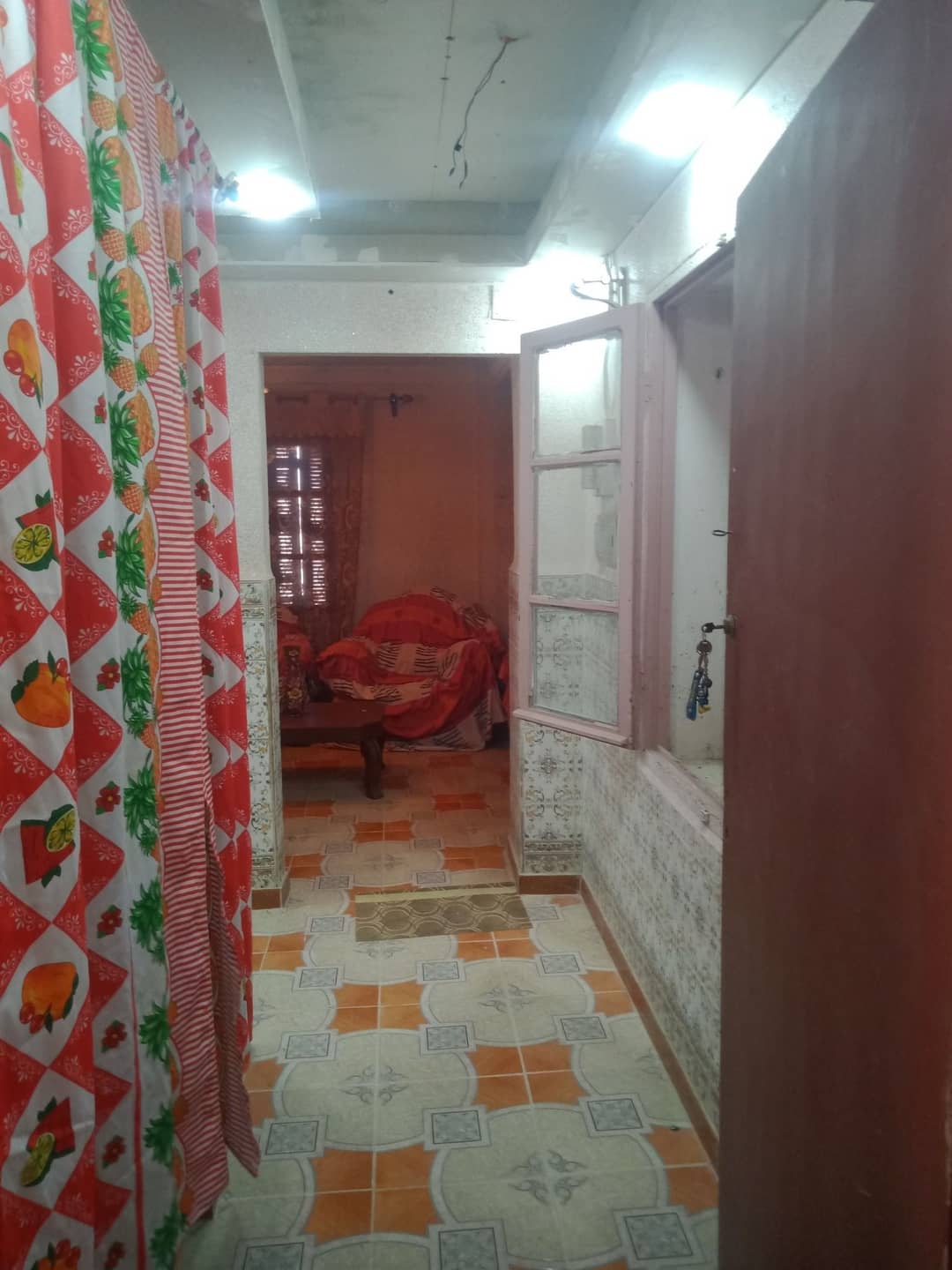 Appartement F2 à vendre – Rez-de-chaussée,centre-ville El Tarf - Photo 4