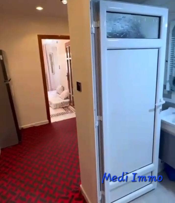 Appartement F2 Meublé à Vendre - Photo 2