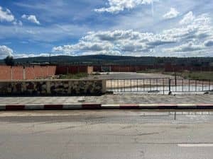 Terrain à vendre – Usage commercial ou résidentiel-4