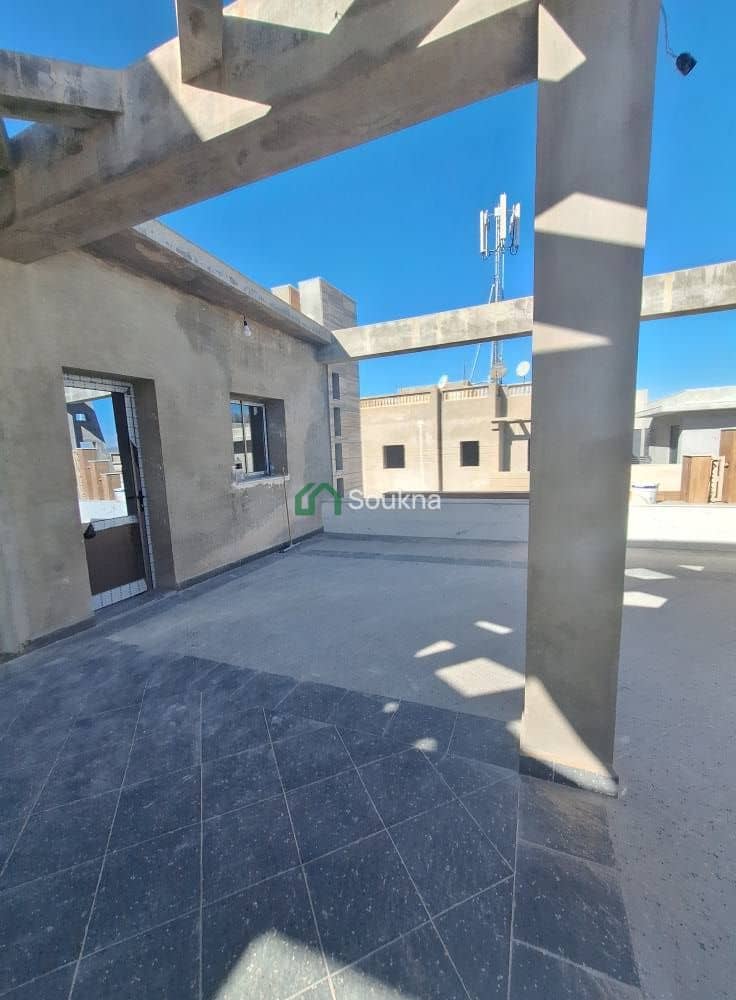 Immeuble à vendre – En construction + Piscine - Photo 8