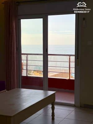 Appartement " 302 " Vue sur mer-3