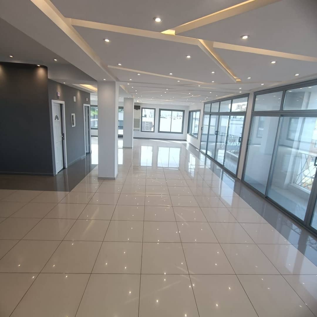 Showroom à louer – Mahelma - Photo 7