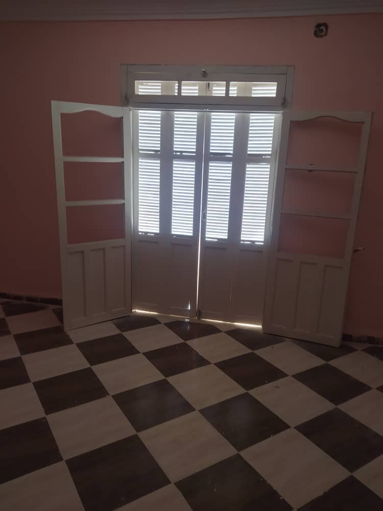 Appartement F3 à vendre – Centre-ville de Bechloul, Bouira - Photo 3