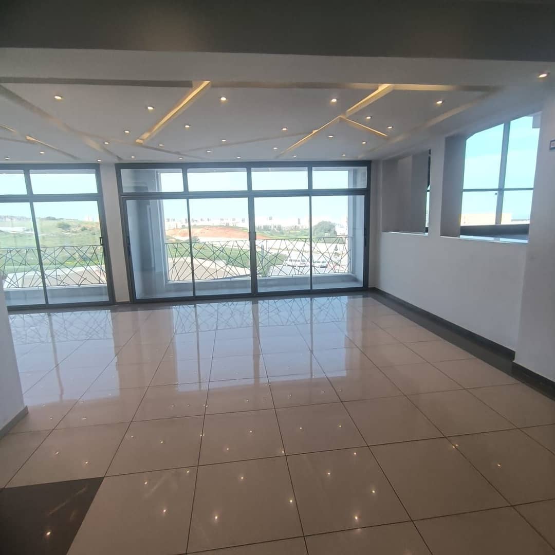 Showroom à louer – Mahelma - Photo 8