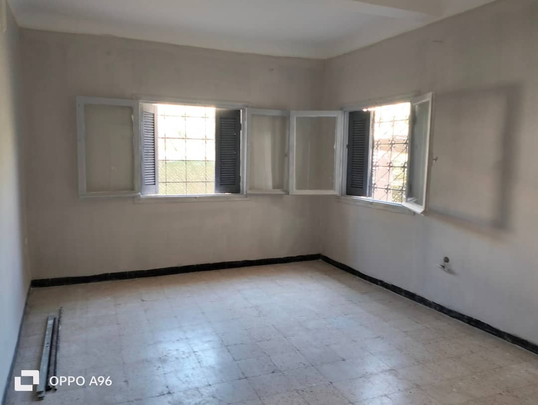 Appartement F3 + Cour à Louer – Cité Mahal (La Brémaire) - Photo 9