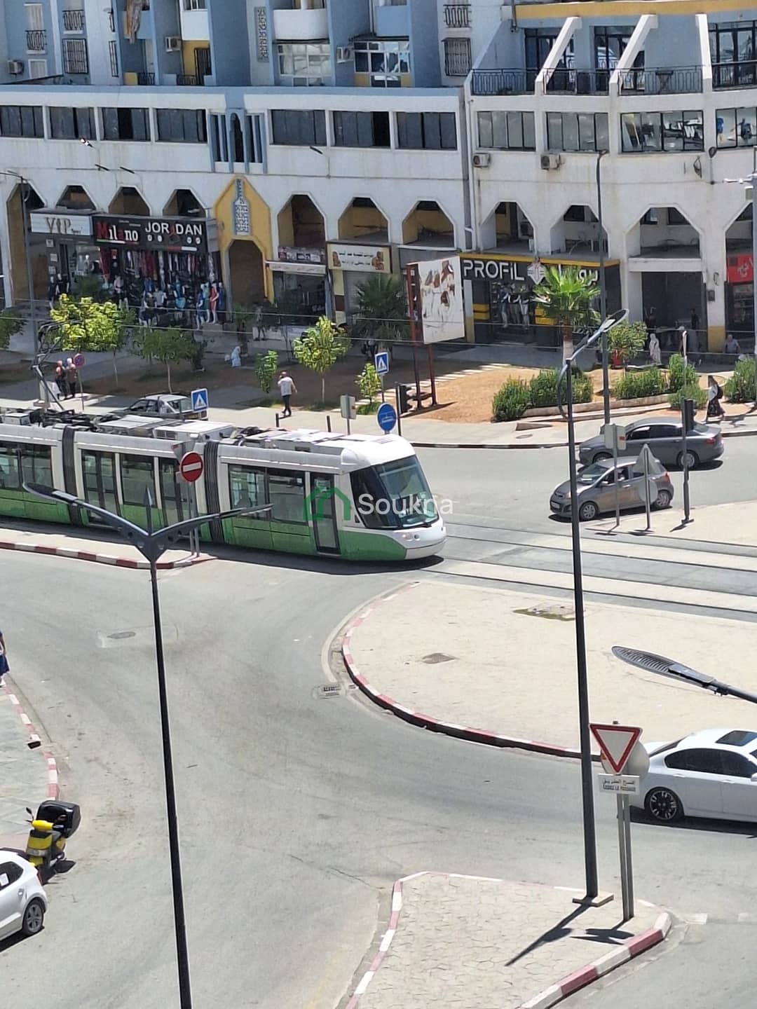 Appartement À LOUER  - Photo 1