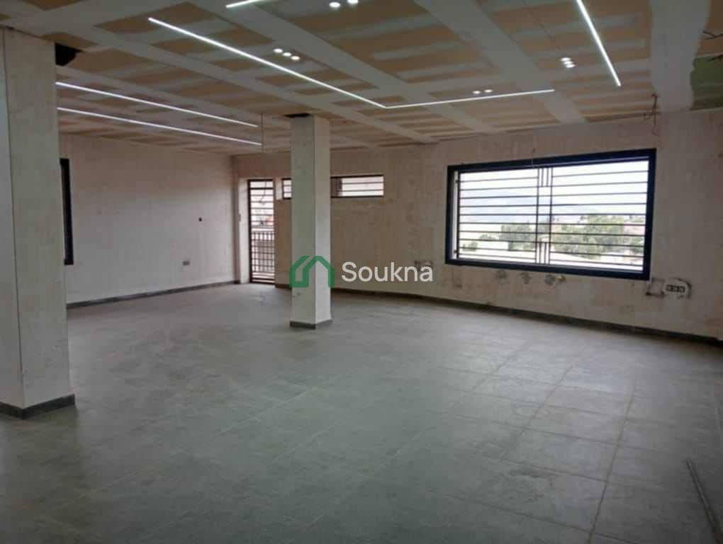 Local commercial À LOUER-0