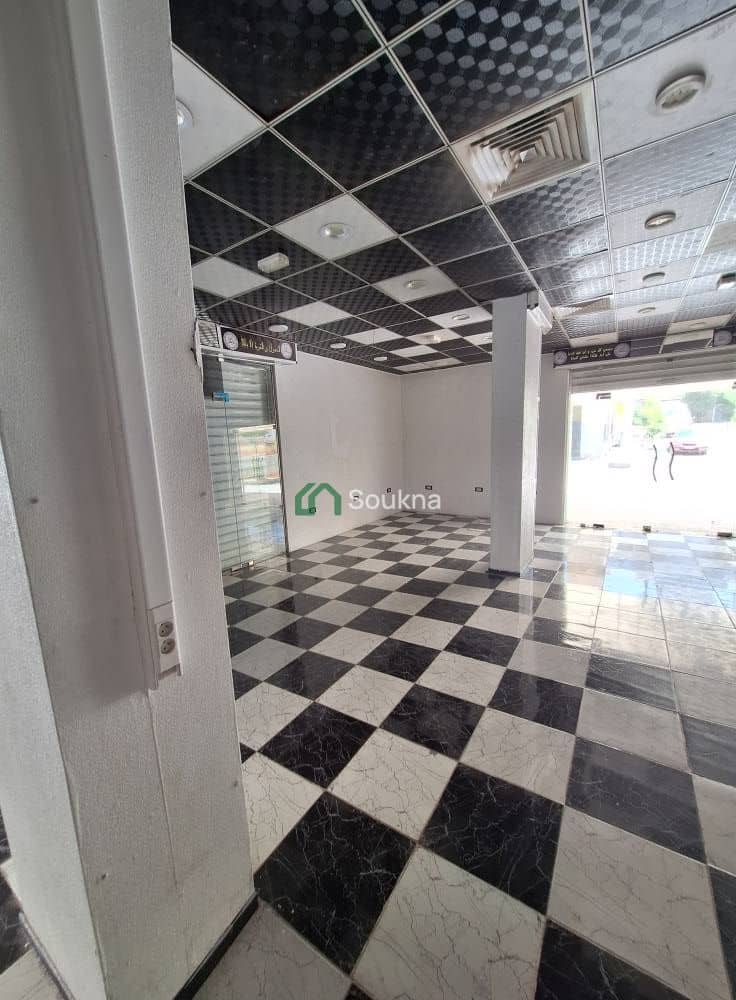 À LOUER – Showroom / Local commercial - Photo 10