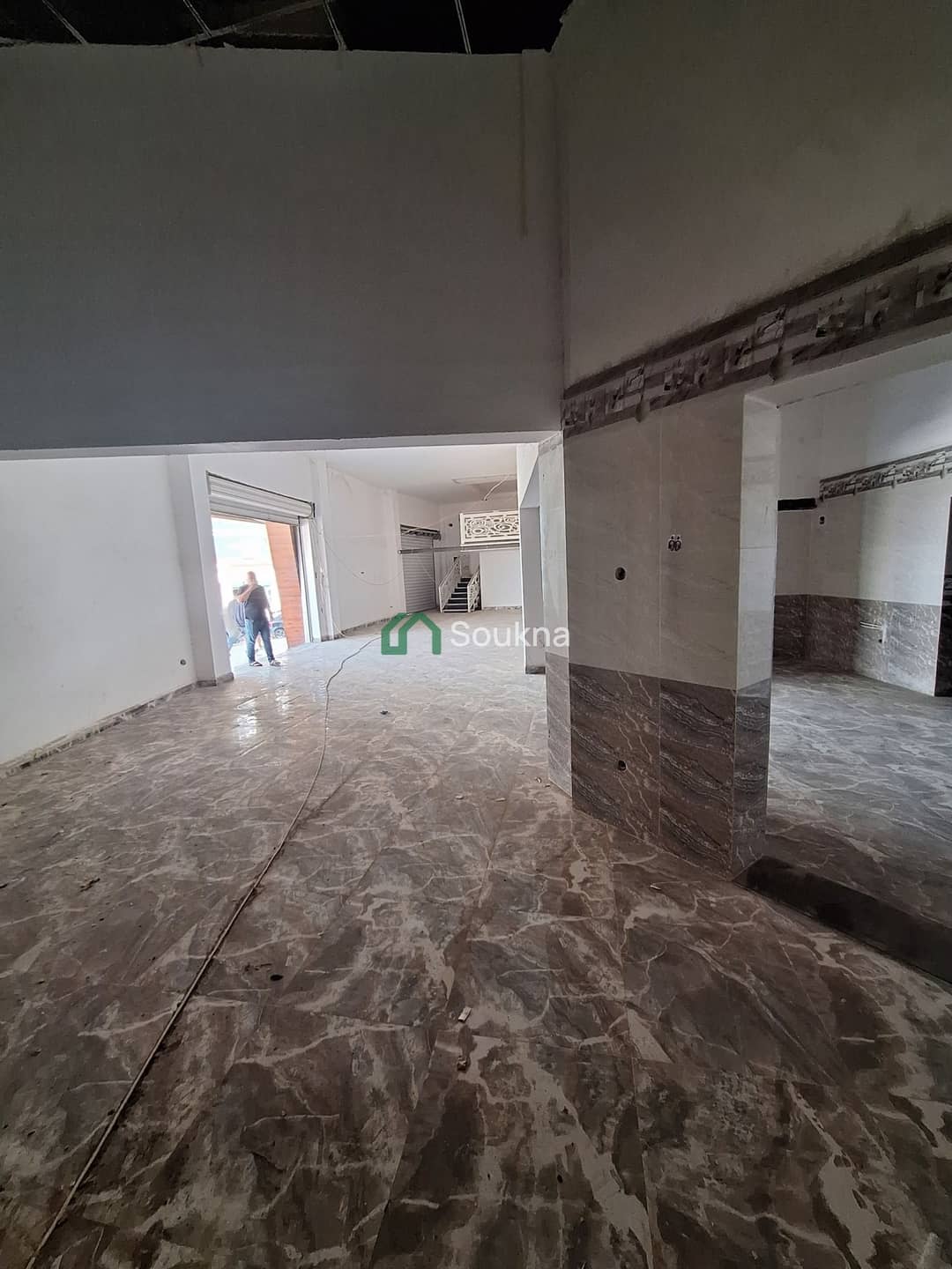 À LOUER / À VENDRE Local commercial - Photo 11