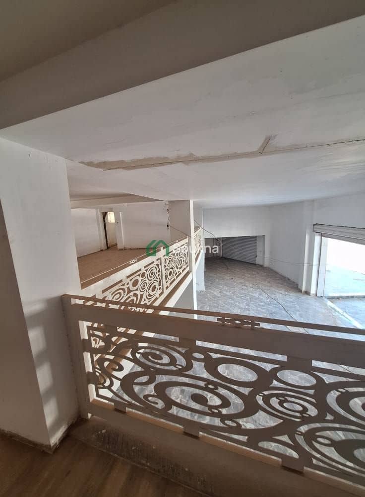 À LOUER / À VENDRE Local commercial - Photo 18