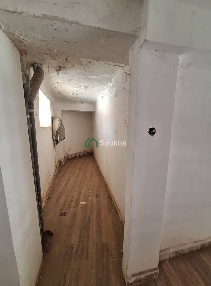 À LOUER / À VENDRE Local commercial-19