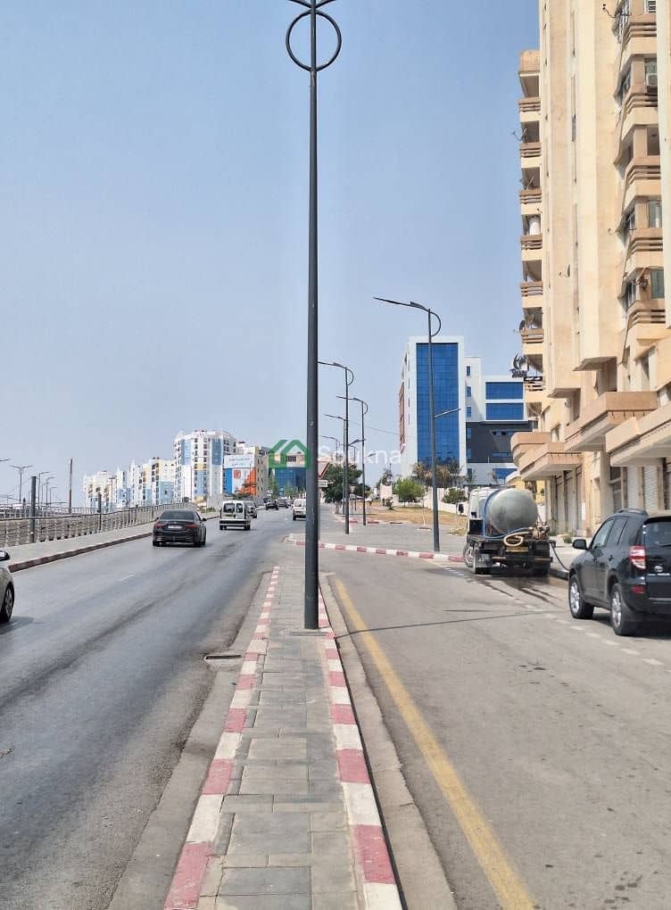 À VENDRE Local commercial-1