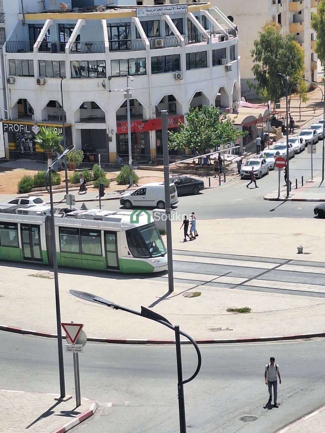 Appartement À LOUER  - Photo 3