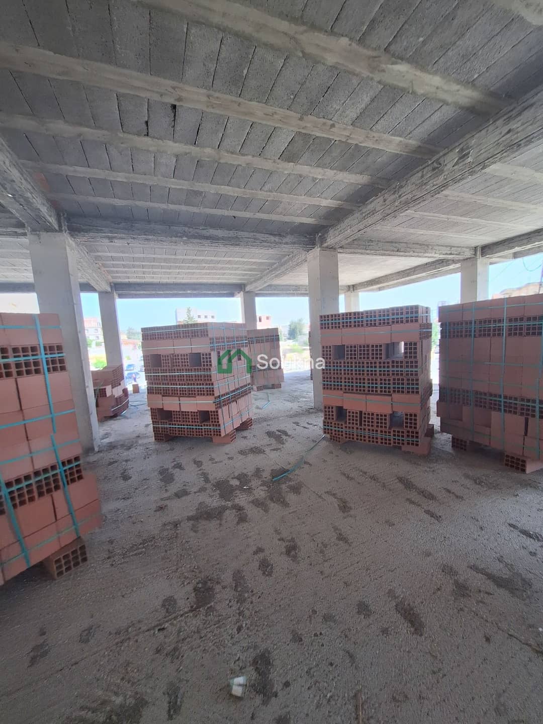 À VENDRE – Carcasse Commerciale - Photo 34