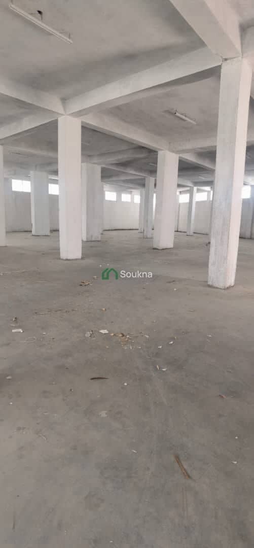 terrain pour stationnement À LOUER-2