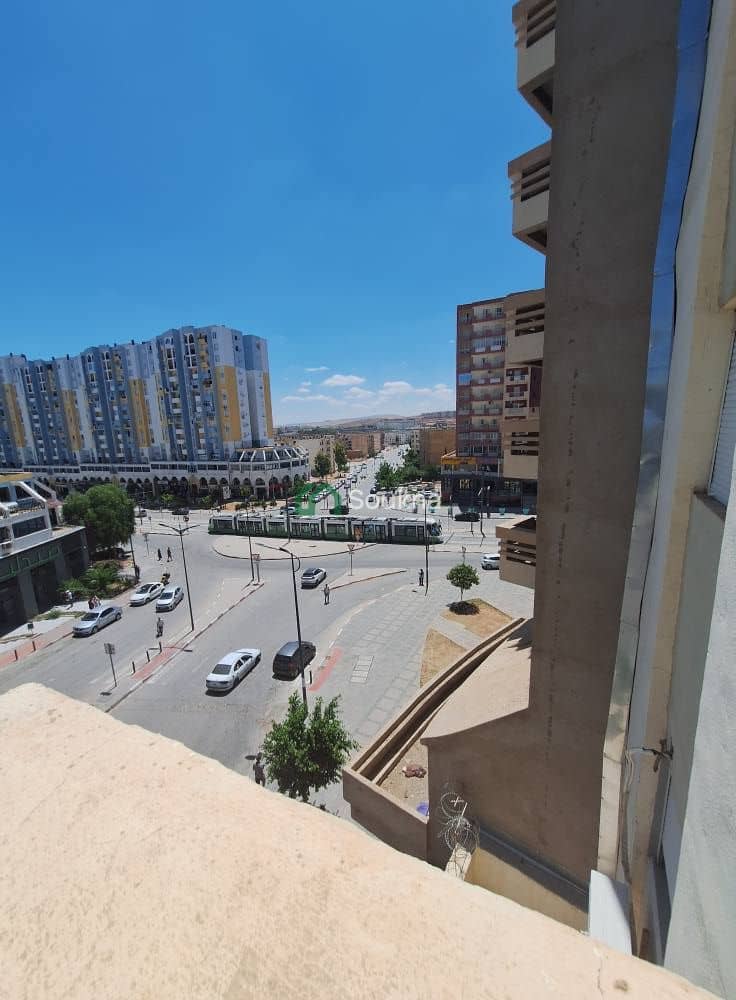 Appartement À LOUER  - Photo 4