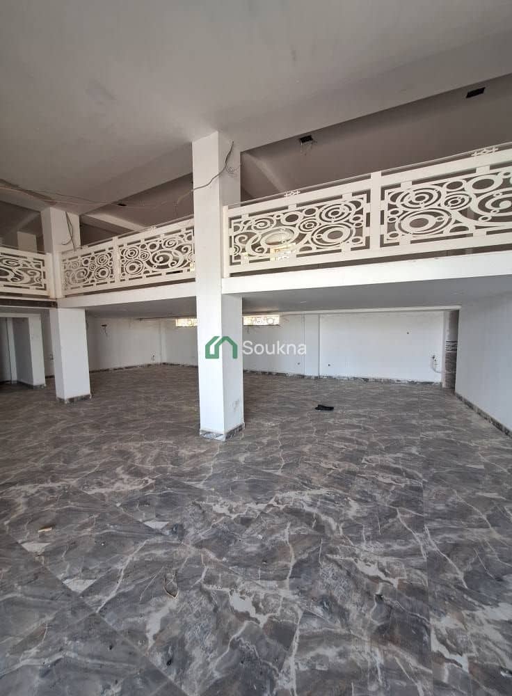 À LOUER / À VENDRE Local commercial - Photo 7